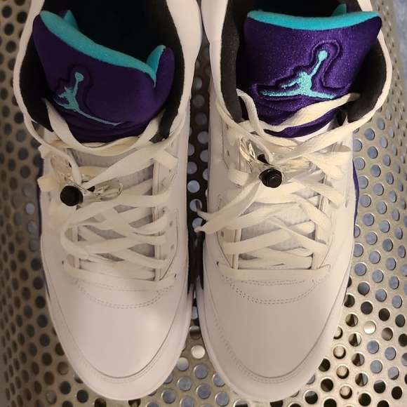 Jordan 5 Retro Grape Men's size 13 Near Deadstock condition, like new - Picture 6 of 10